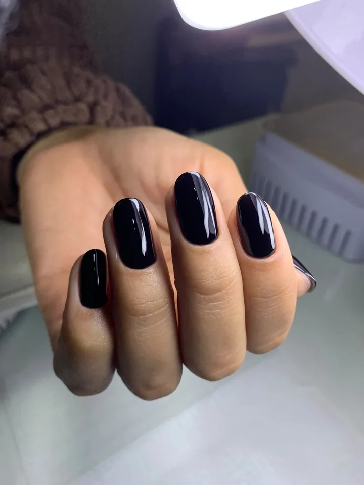Trabalho de unhas 9
